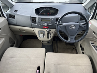DAIHATSU MOVE 2011