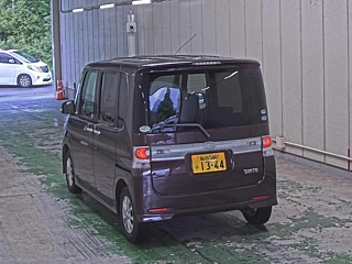 DAIHATSU TANTO 2008