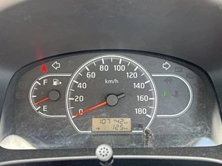 NISSAN AD 2019