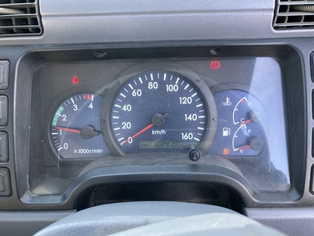 MITSUBISHI CANTER 2010