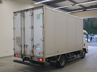 ISUZU ELF 2011