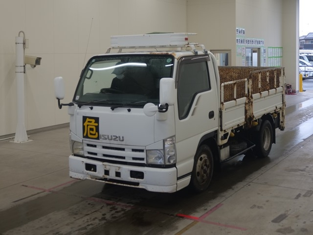ISUZU ELF 2008