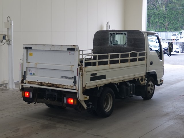 ISUZU ELF 2019
