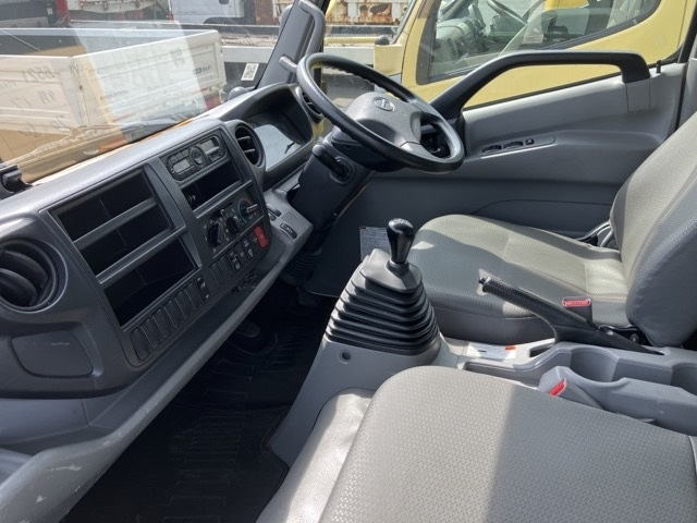 HINO DUTRO 2018