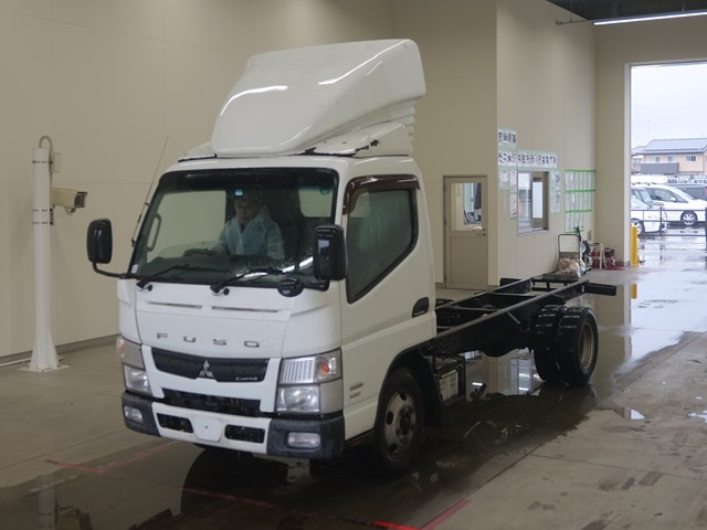 MITSUBISHI CANTER 2014