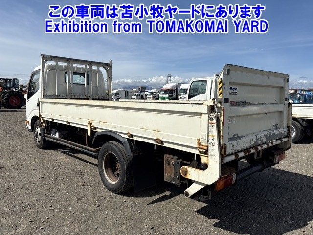 HINO DUTRO 2015