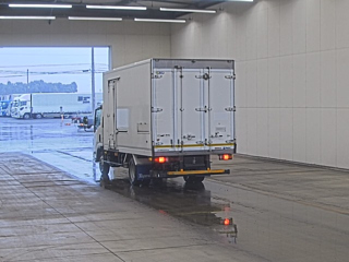 ISUZU ELF 2021