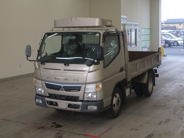 MITSUBISHI CANTER 2018