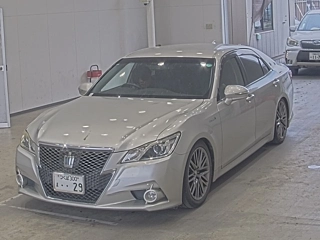 TOYOTA CROWN 2013