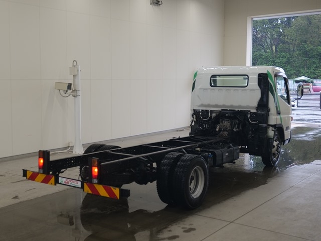 MITSUBISHI CANTER 2014