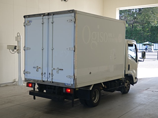 ISUZU ELF 2009