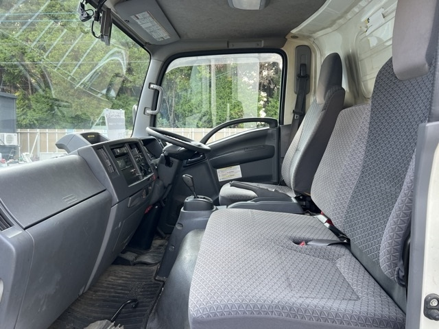 ISUZU ELF 2019