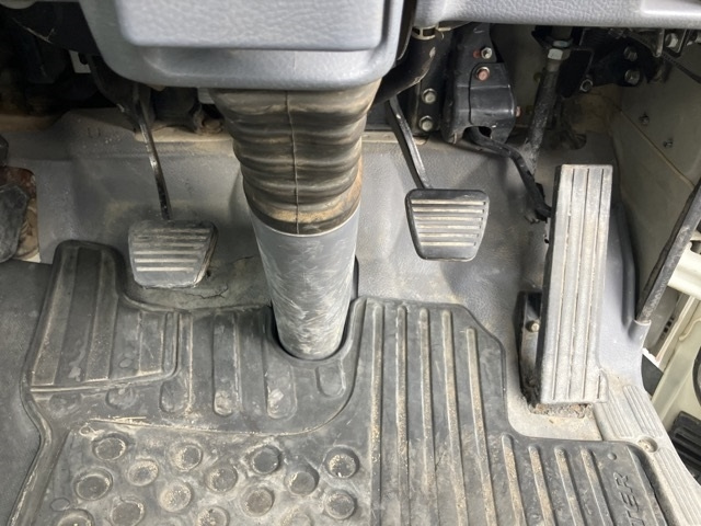 MITSUBISHI CANTER 2010