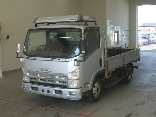 ISUZU ELF 2011