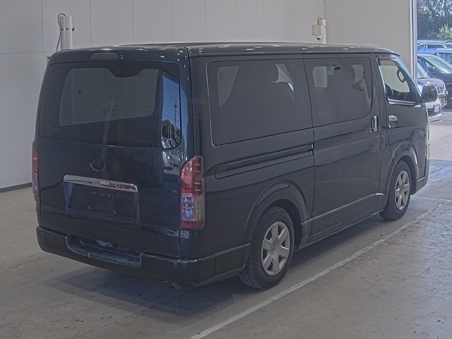 TOYOTA HIACE VAN 2014