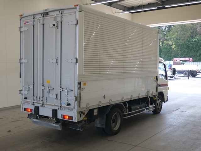 MITSUBISHI CANTER 2016
