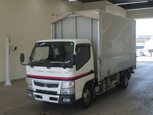 MITSUBISHI CANTER 2016