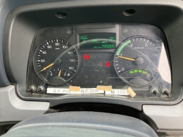 MITSUBISHI CANTER 2012