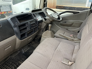 NISSAN ATLAS 2010