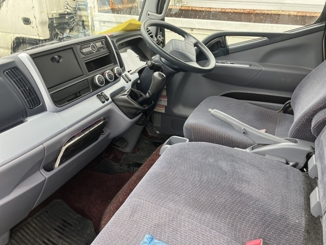 MITSUBISHI CANTER 2015