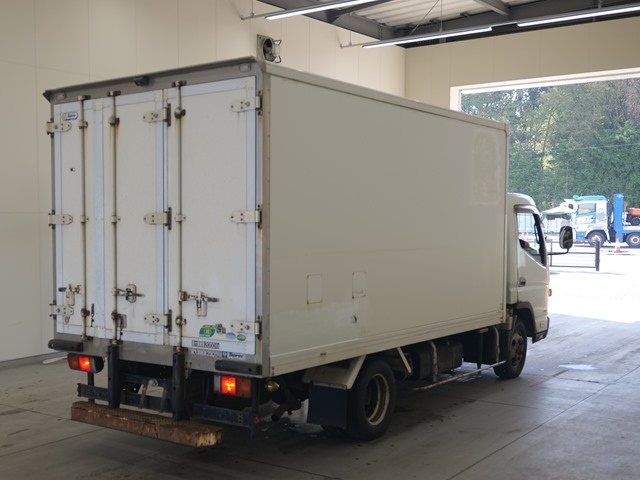 MITSUBISHI CANTER 2012