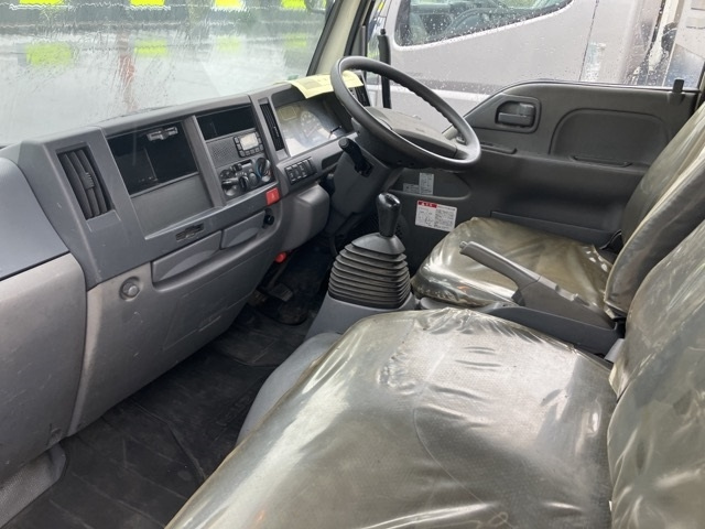 ISUZU ELF 2018