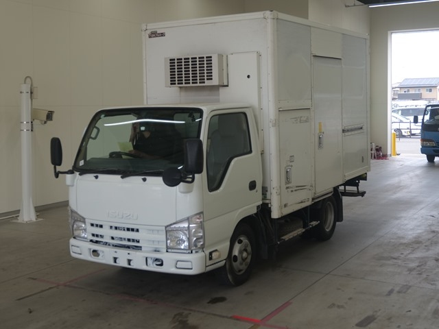 ISUZU ELF 2010
