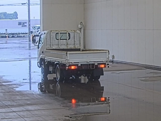 HINO DUTRO 2017