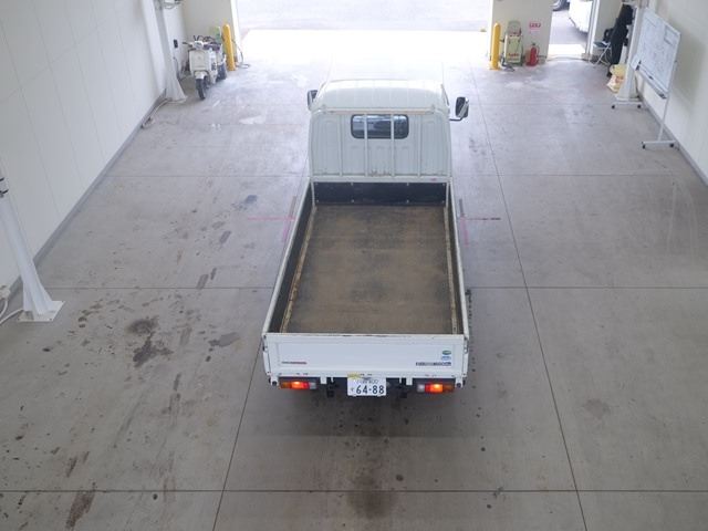 MITSUBISHI CANTER 2018