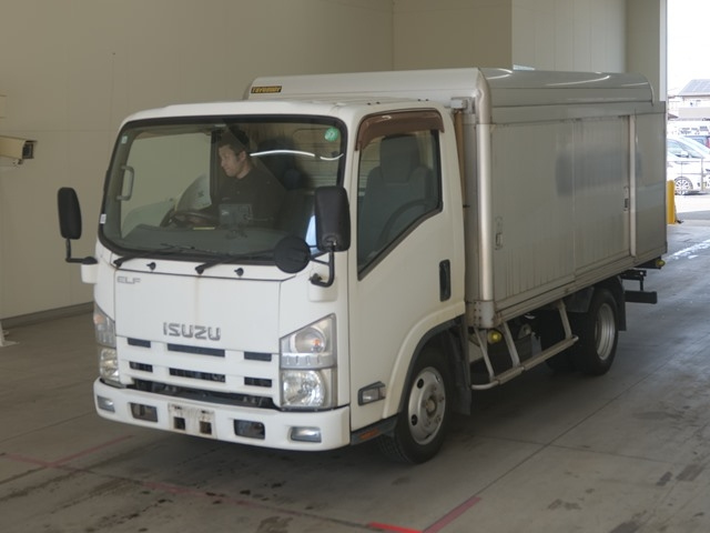 ISUZU ELF 2012