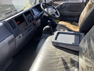 ISUZU ELF 2015