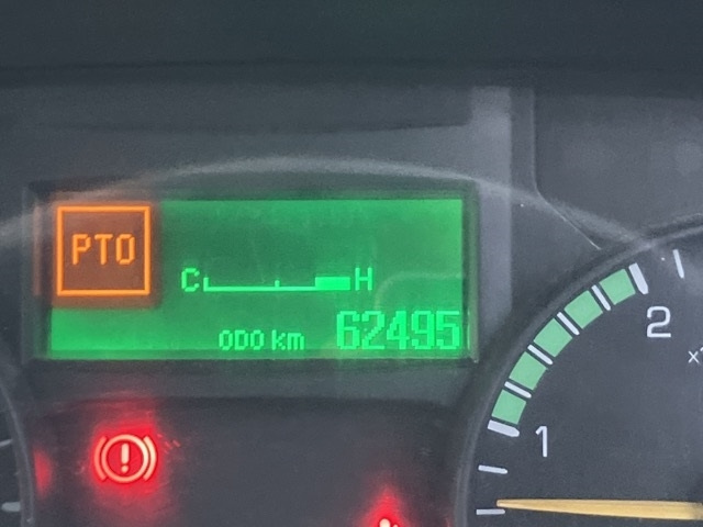 MITSUBISHI CANTER 2014