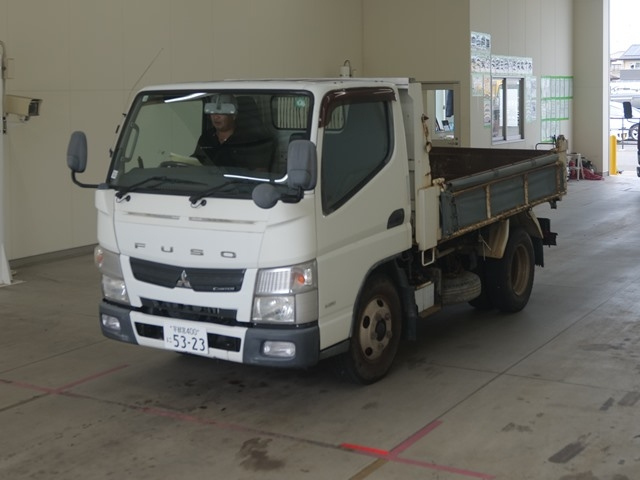 MITSUBISHI CANTER 2014