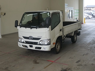 TOYOTA DYNA 2019