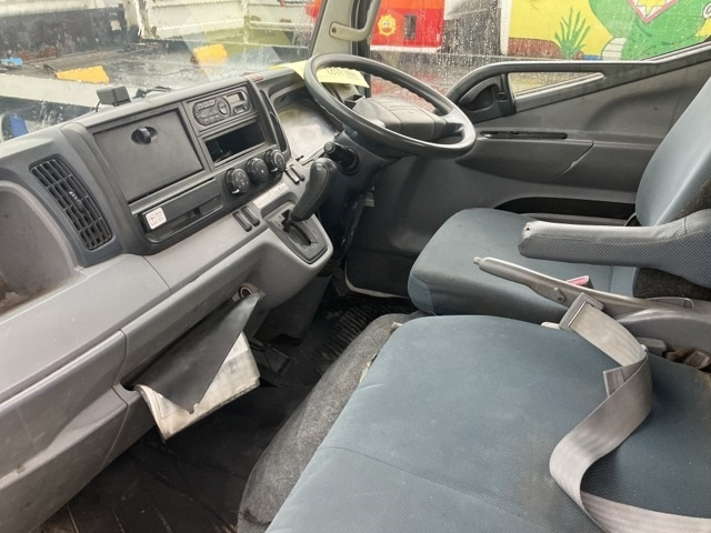 MITSUBISHI CANTER 2016