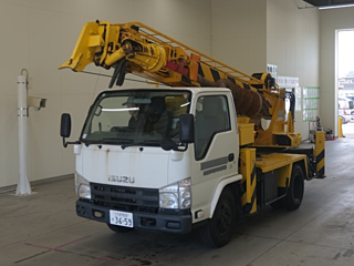 ISUZU ELF 2011