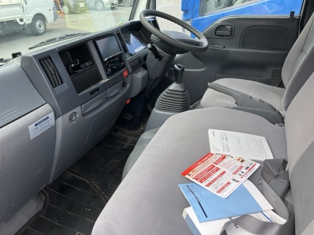 ISUZU ELF 2017