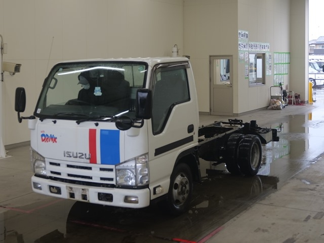 ISUZU ELF 2012