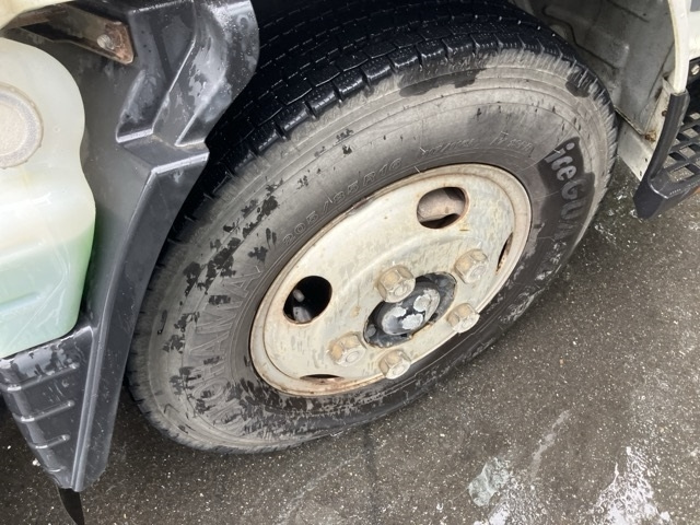 MITSUBISHI CANTER 2013