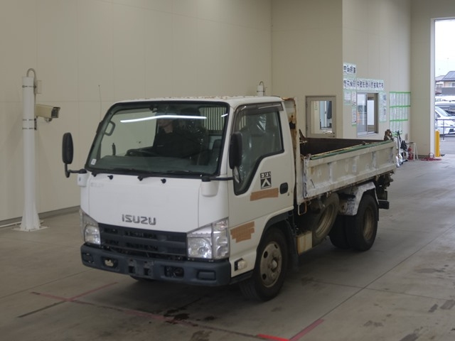 ISUZU ELF 2013