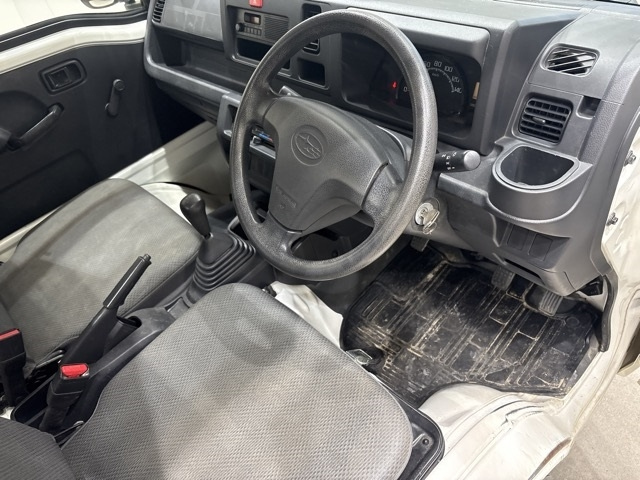 SUBARU SAMBAR 2015
