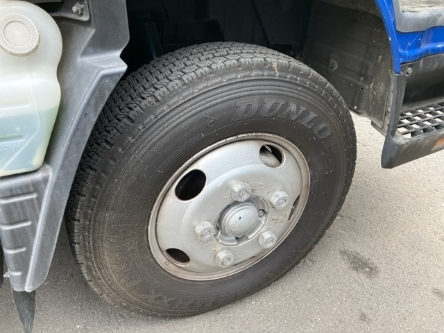 MITSUBISHI CANTER 2013