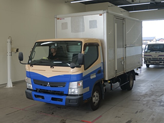 MITSUBISHI CANTER 2013