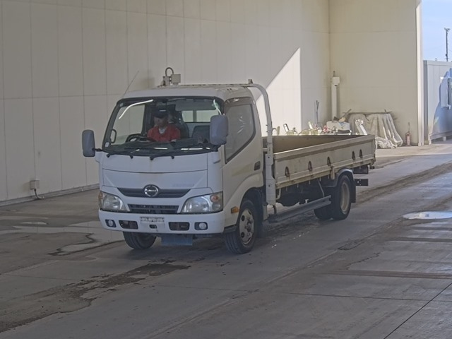 HINO DUTRO 2011