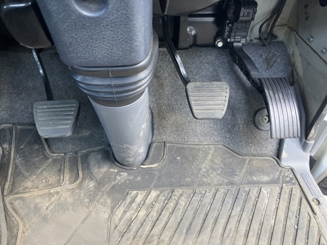 MITSUBISHI CANTER 2015