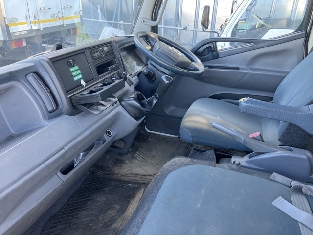 MITSUBISHI CANTER 2015