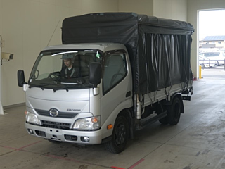 HINO DUTRO 2016
