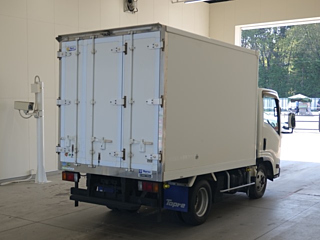 ISUZU ELF 2019
