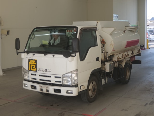 ISUZU ELF 2013