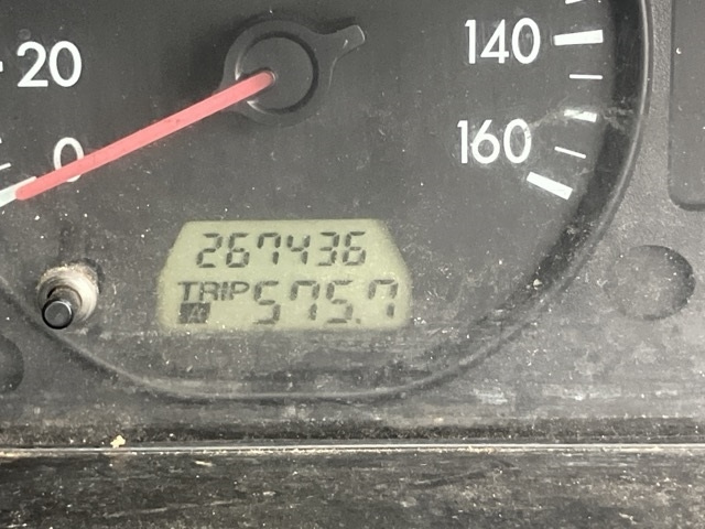 NISSAN VANETTE TRUCK 2011